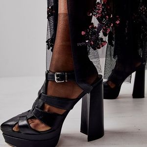 Free People Flora Fisherman Platform Heels - Schutz - Size 8 NWT - Black